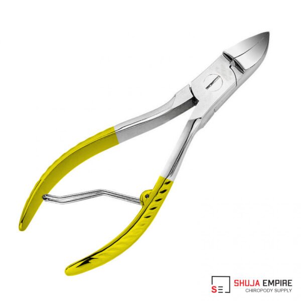 Toe nail cutter for thick toenails