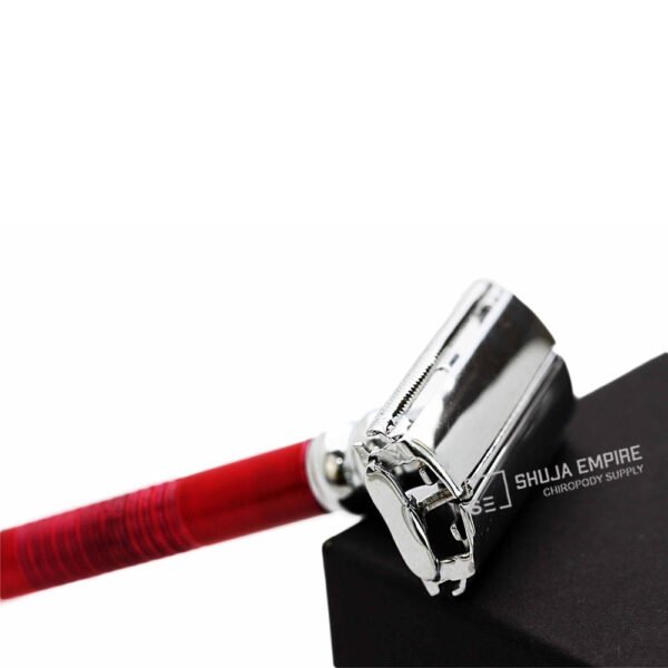 TRADITIONAL BUTTERFLY HAND ASSEMBLED RED BLADE SAFETY RAZOR